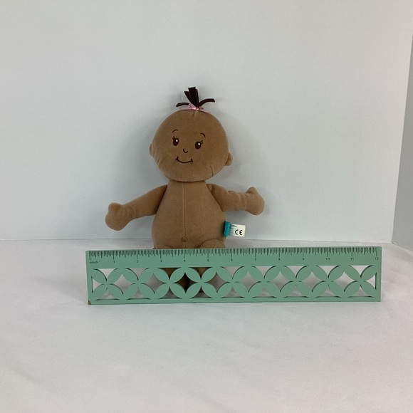 Manhattan Toy Wee Baby Stella Plush Stuffed Baby Doll Tan Brown Skin Tone 2014 - Picture 11 of 11